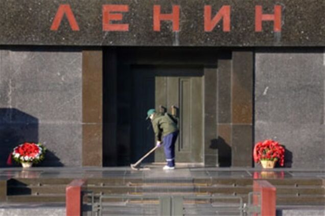 Три фракції Держдуми виступають за похорон Леніна