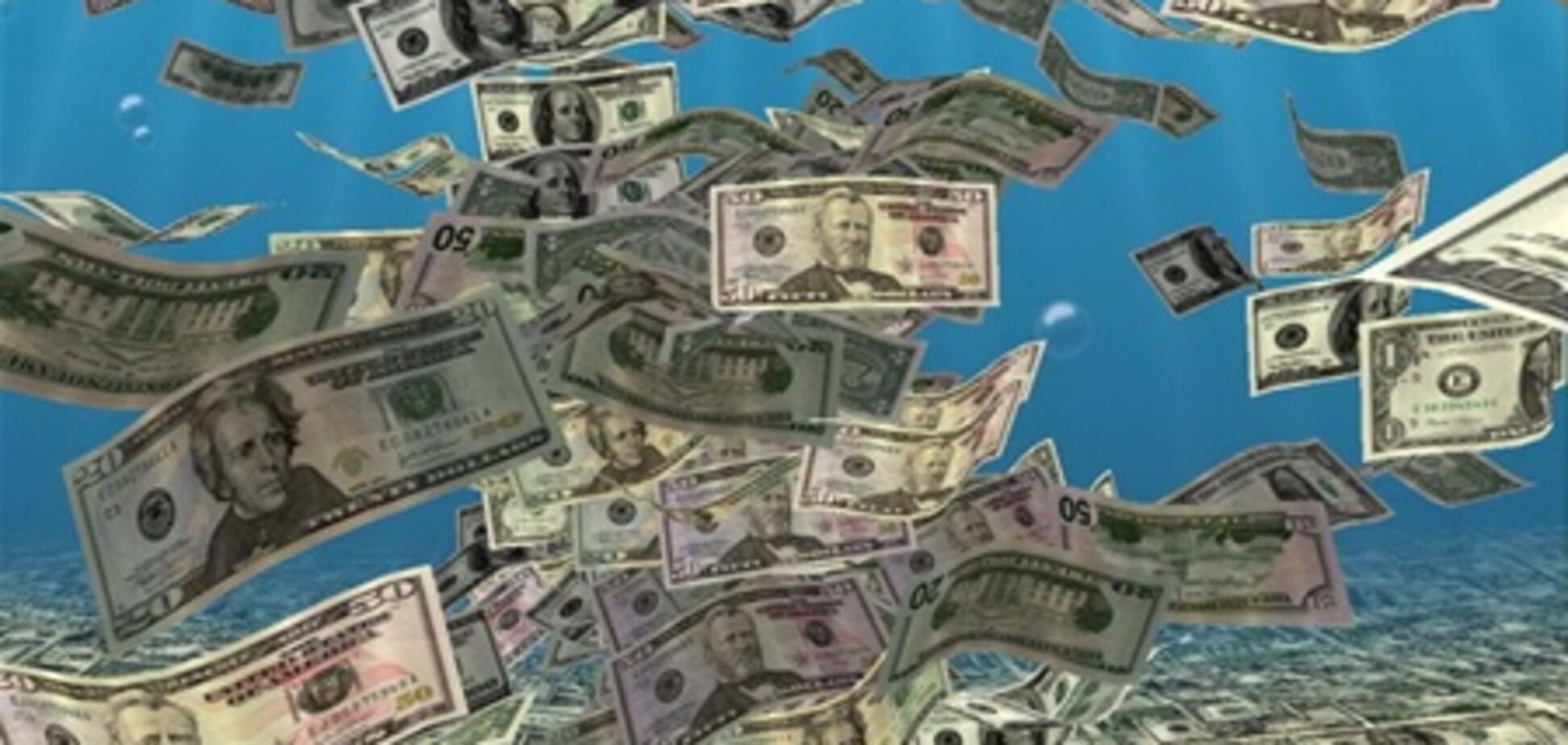 Вмешательство Нацбанка снизило курс доллара на межбанке на 4 коп