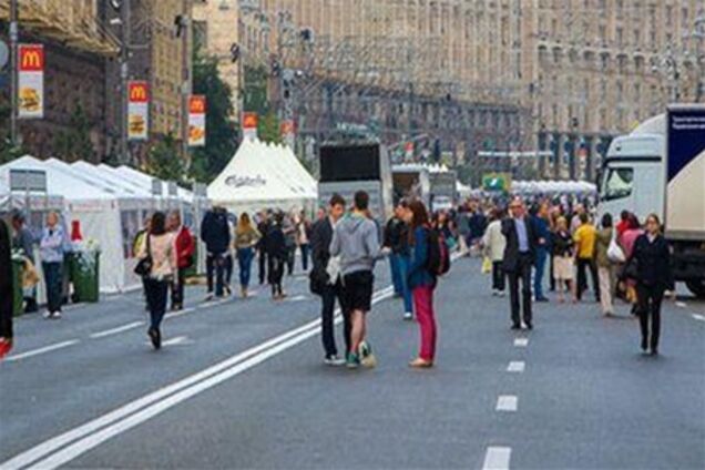 Стюарды предотвратили драку между шведскими и английскими фанами