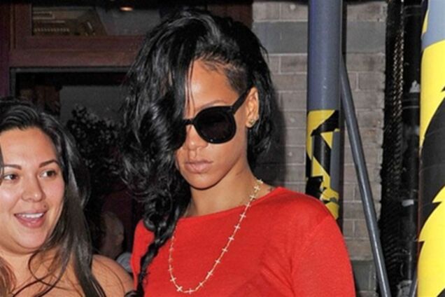 Крис Браун схлопотал по лицу из-за Рианны? Фото