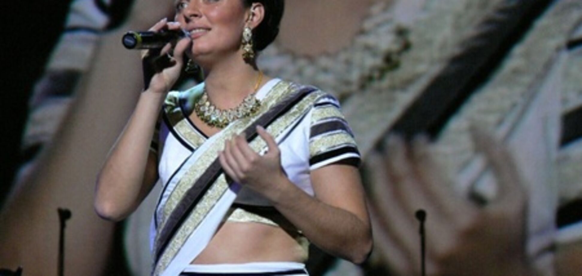 Елена Ваенга покидает сцену