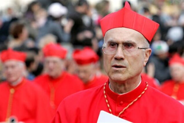 Кардинал Ватикана: Папу пытаются поссорить с его окружением