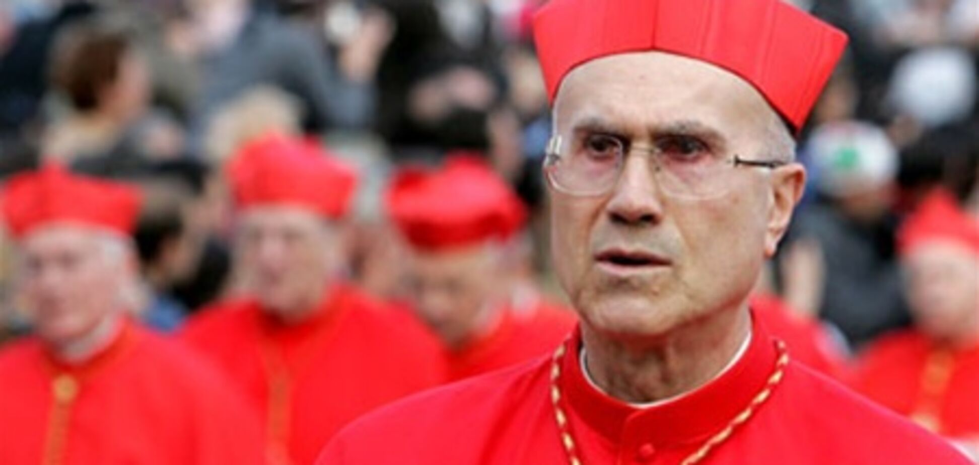Кардинал Ватикана: Папу пытаются поссорить с его окружением