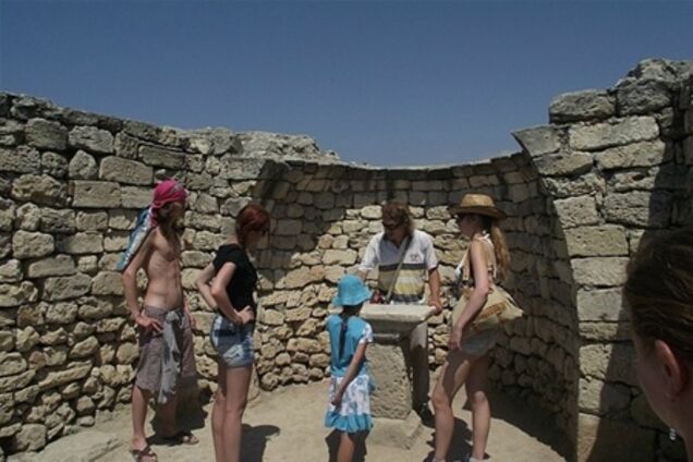 Крымским туристам предложат археологические туры