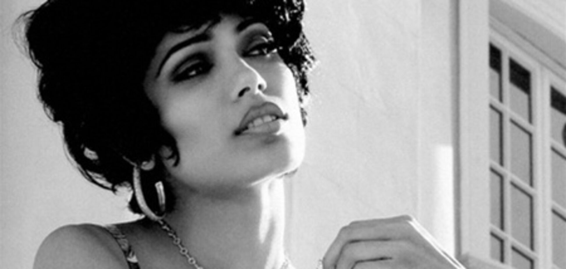 Шикарно-аппетитное ретро с 'красавицей из трущоб'