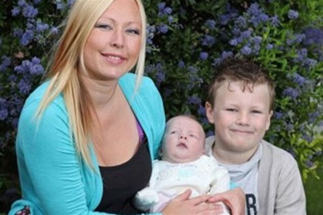 Пятилетний мальчик принял роды у мамы