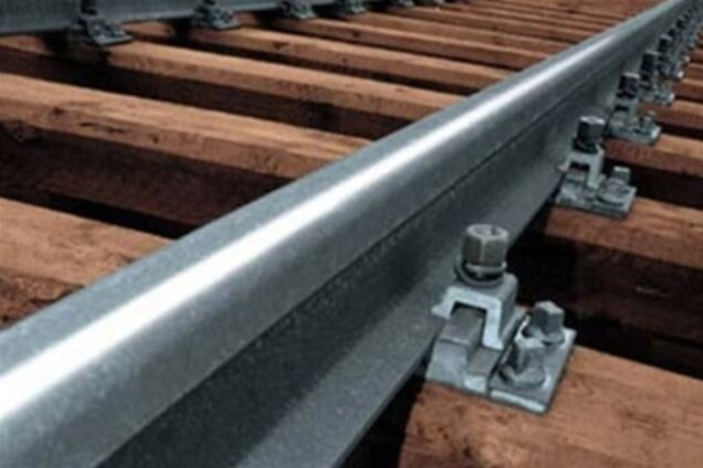 В Запорожской области на железной дороге нашли мину