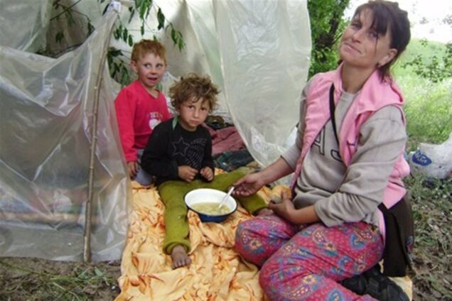 В Киеве дотла сожгли цыганский табор