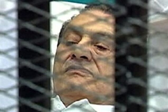 СМИ: Хосни Мубарак находится в коме