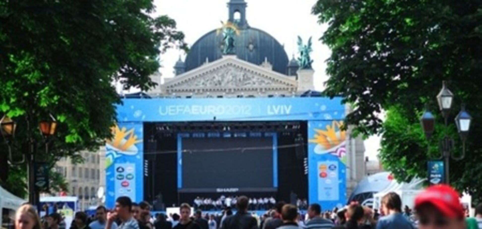 Львов хочет заработать на Евро 150-160 млн грн