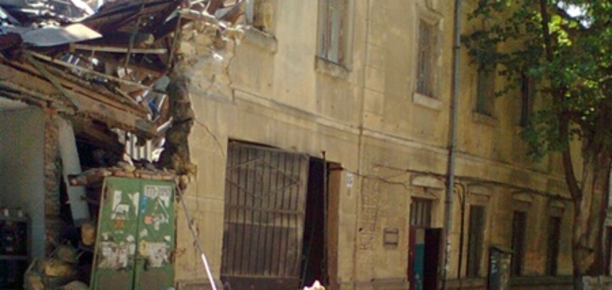 В Одессе рухнул 2-этажный дом