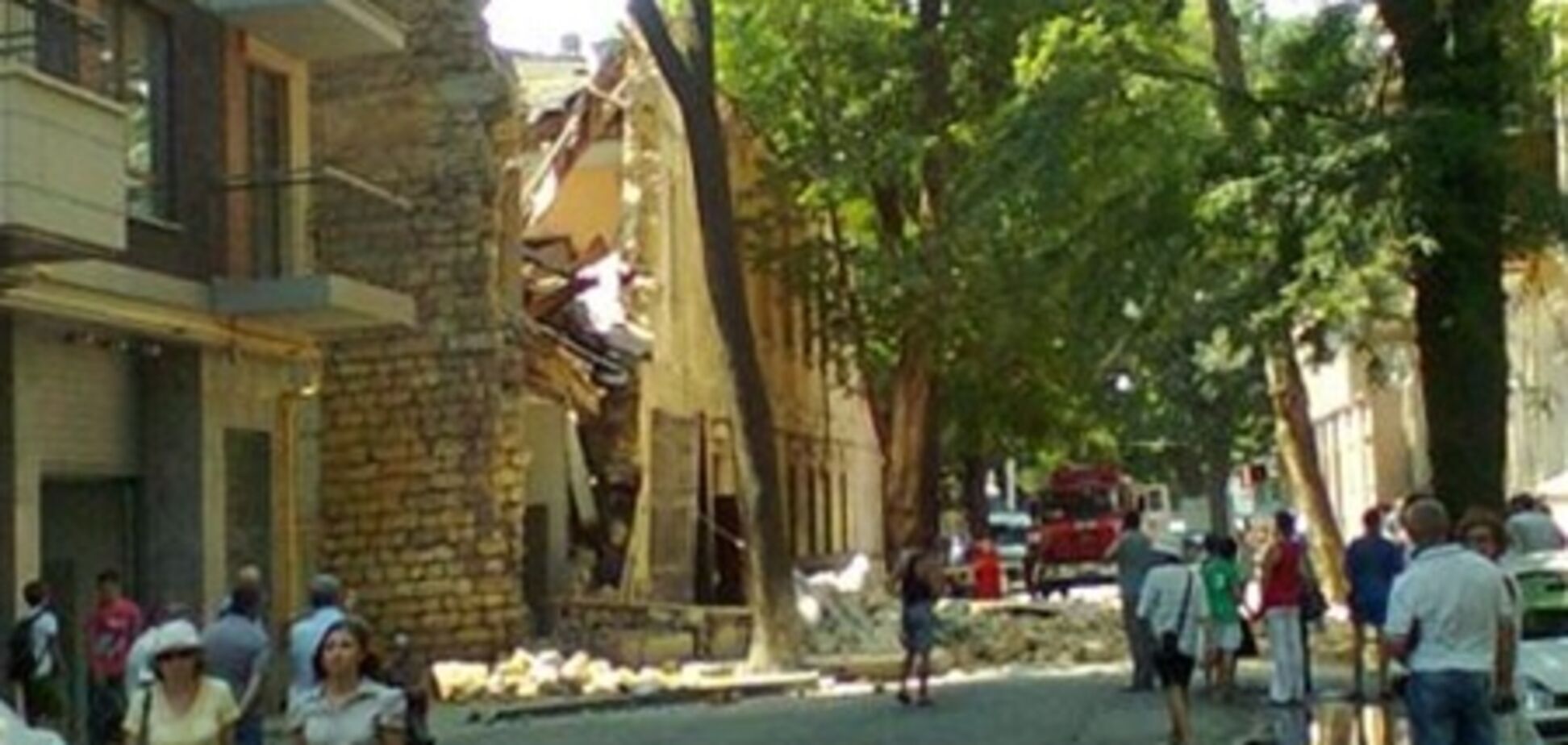Дом, рухнувший в Одессе, находился в аварийном состоянии