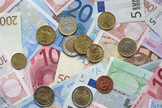 На межбанке незначительно подешевел евро, 21 июня 2012