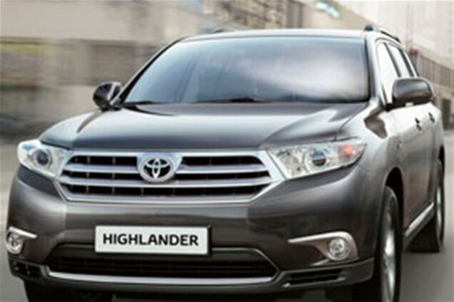 Названы украинские цены кроссовера Toyota Highlander
