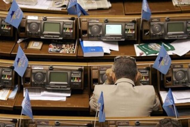 Эксперты советуют ПР поторопиться с законом о языках