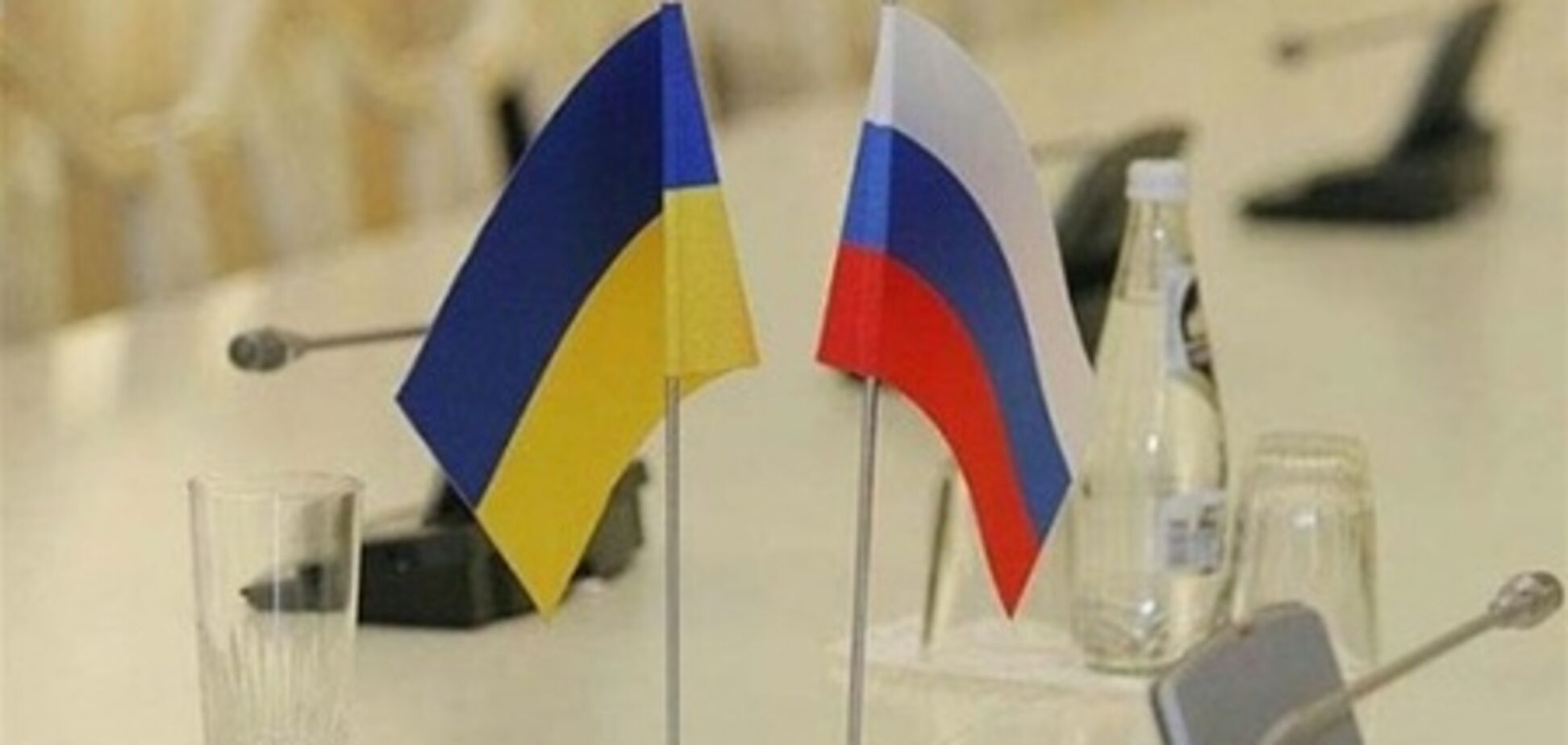 Азаров и Медведев обсудят экономическое сотрудничество в Киеве