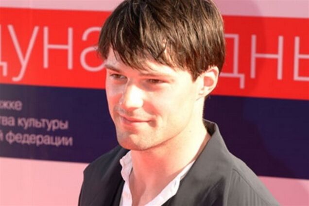 На открытие Московского кинофестиваля пришла женщина в маске