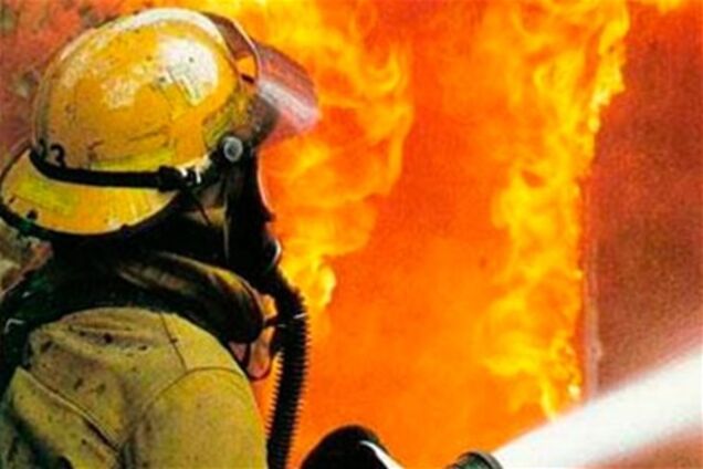 В Киеве возле 'Олимпийского' горел жилой дом