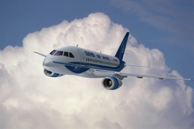 В кабине пилотов SSJ-100 был ребенок - СМИ