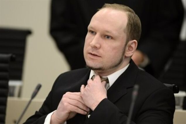Брейвик просит суд признать его невиновным и освободить