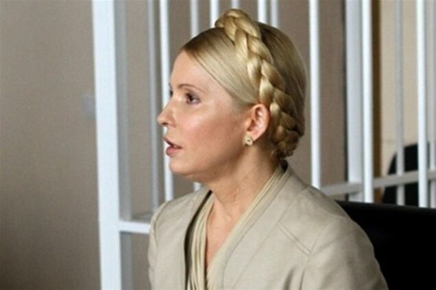 У залі суду встановили павільйон для Тимошенко. Додано фото