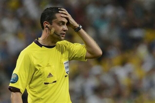 Жителям Донецка предложили высказаться о судье матча Украина-Англия