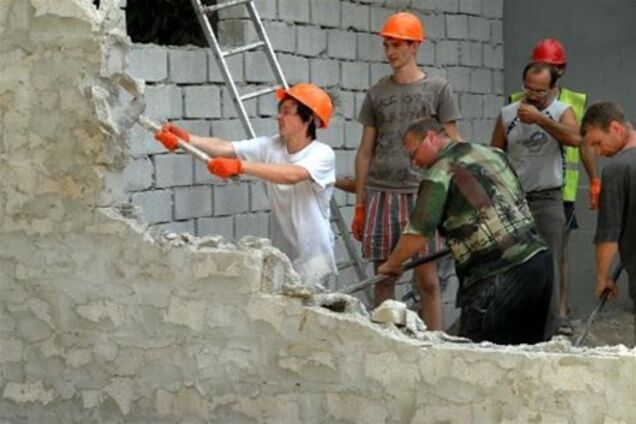 За самовольное строительство придется платить штрафы