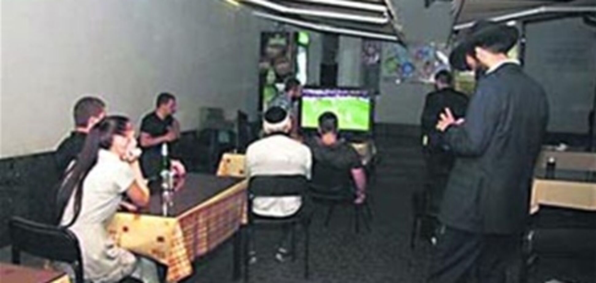 В Днепропетровске работает фан-зона в синагоге