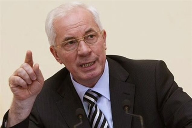 Азаров: телеканалы РФ не совсем объективно изображают Украину