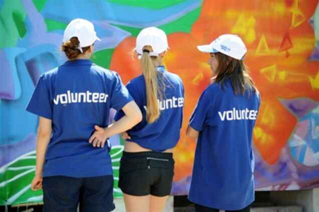 В Москве туристам помогают волонтеры