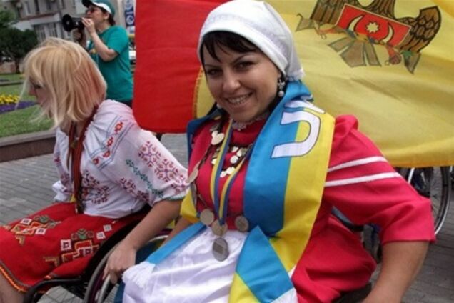 В Донецке стартовал Международный марафон инвалидов на колясках