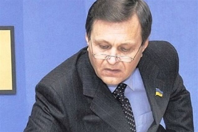 Депутат Ландик має намір засудити журналістів за публікацію смс-листування