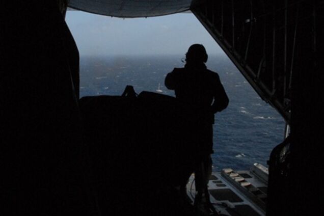 Біля берегів Австралії затонуло судно з мігрантами