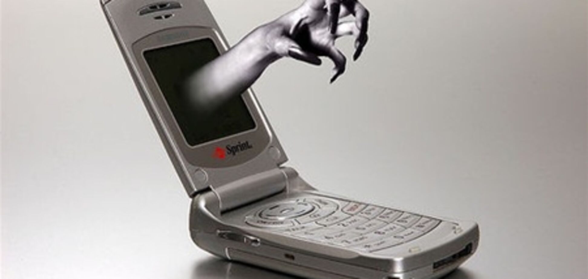 Нові афери від мобільних шахраїв