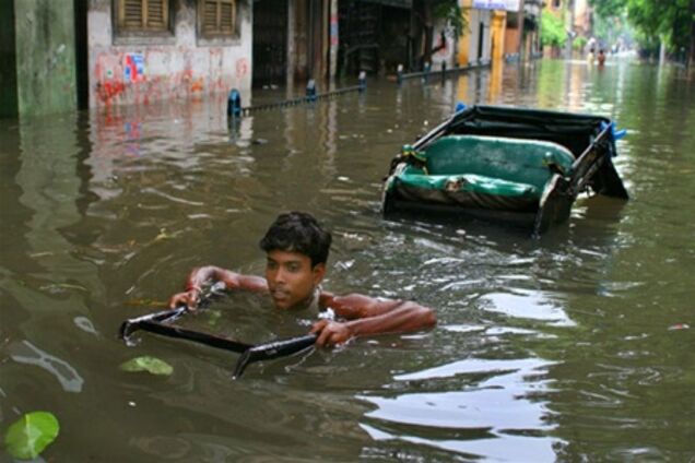 В Индии произошло самое масштабное за 8 лет наводнение