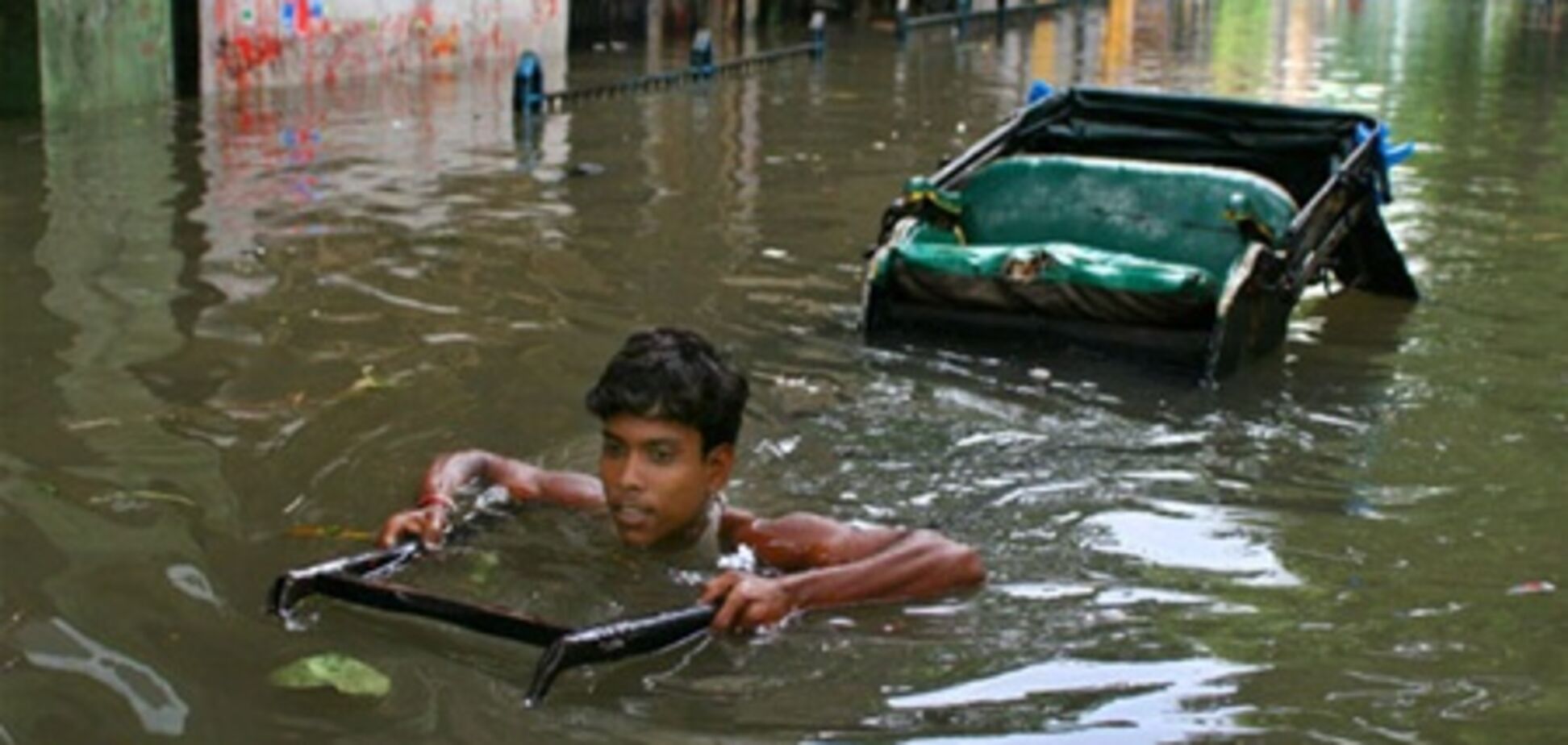 В Индии произошло самое масштабное за 8 лет наводнение