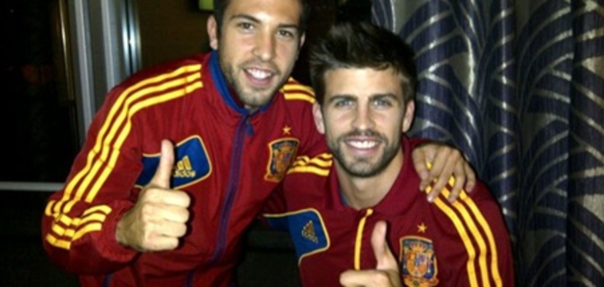 Сборная Испании на Facebook: звезды на ладони!