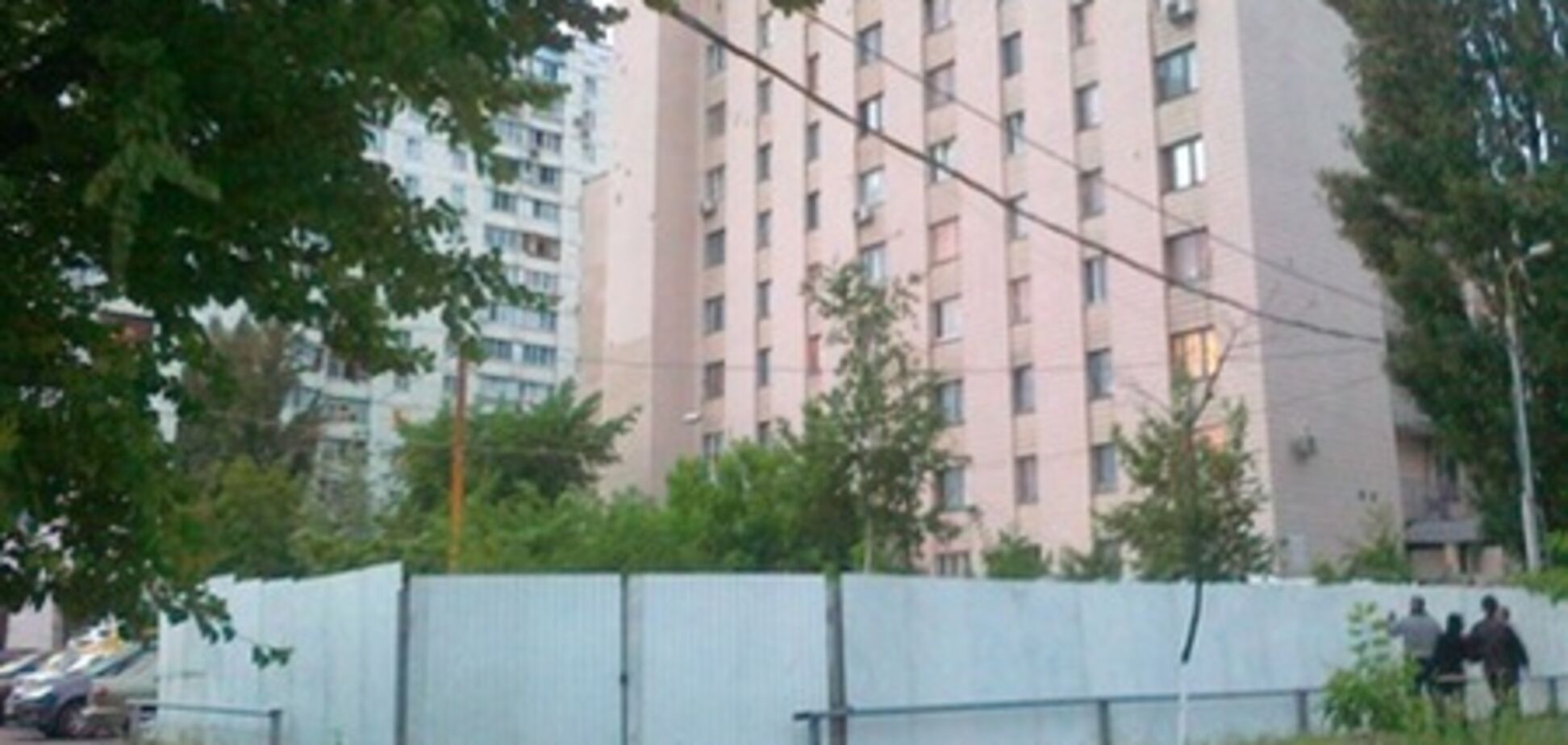 Строительный скандал: неизвестные украли у СБУ землю