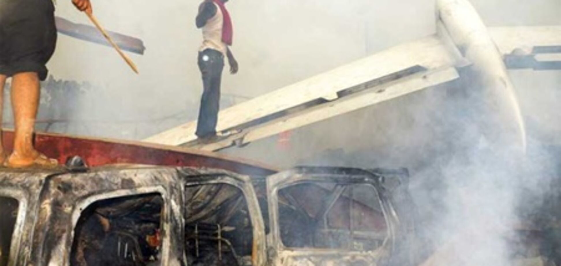 Выживших при авиакатастрофе в Нигерии пока не обнаружено