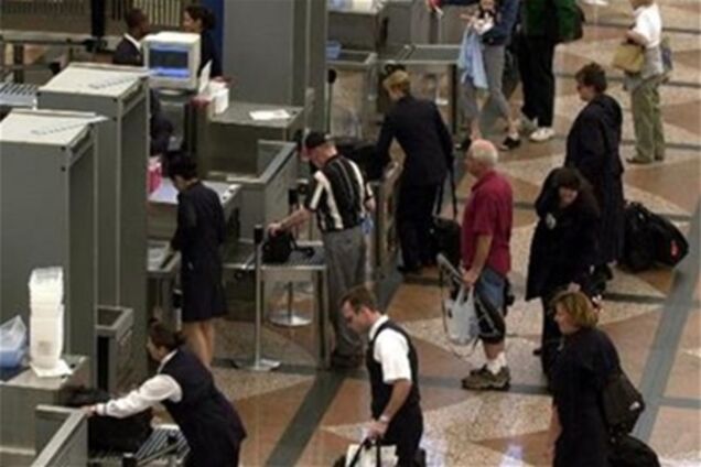 Похищенную картину Дали в музей грабитель вернул по почте