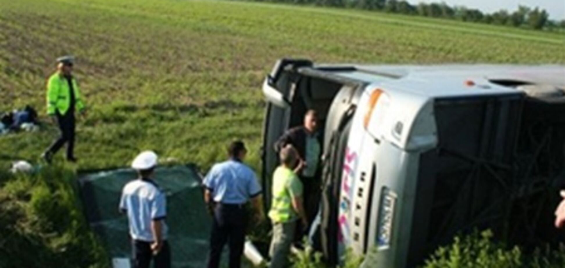 В Румынии перевернулся автобус с украинскими туристами