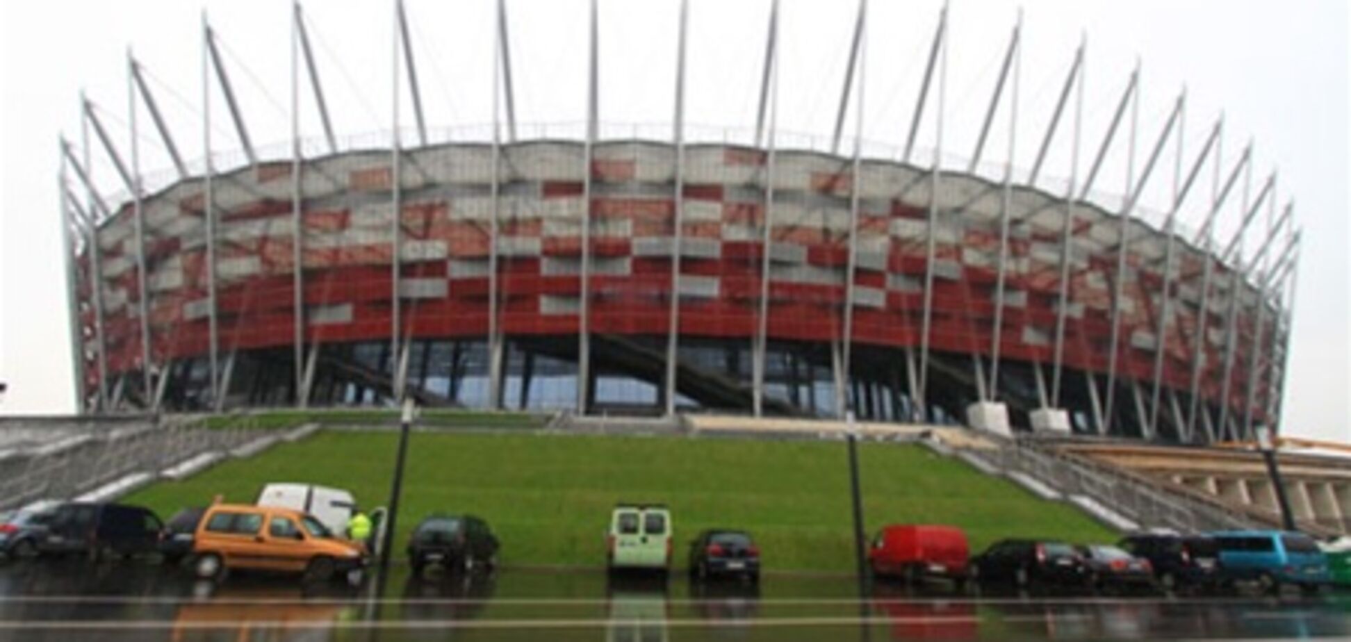 Матч-открытие Евро-2012 в Варшаве - под угрозой срыва