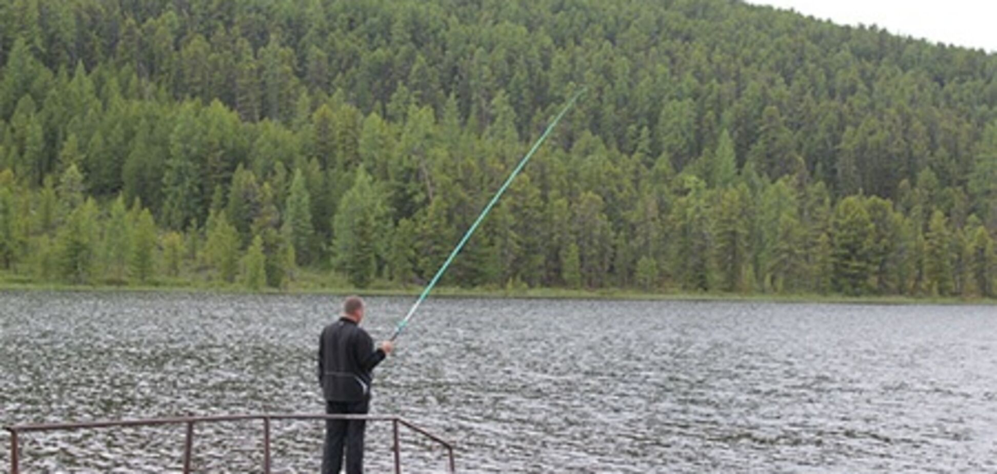 На Закарпатье трое рыбаков погибли от удара током