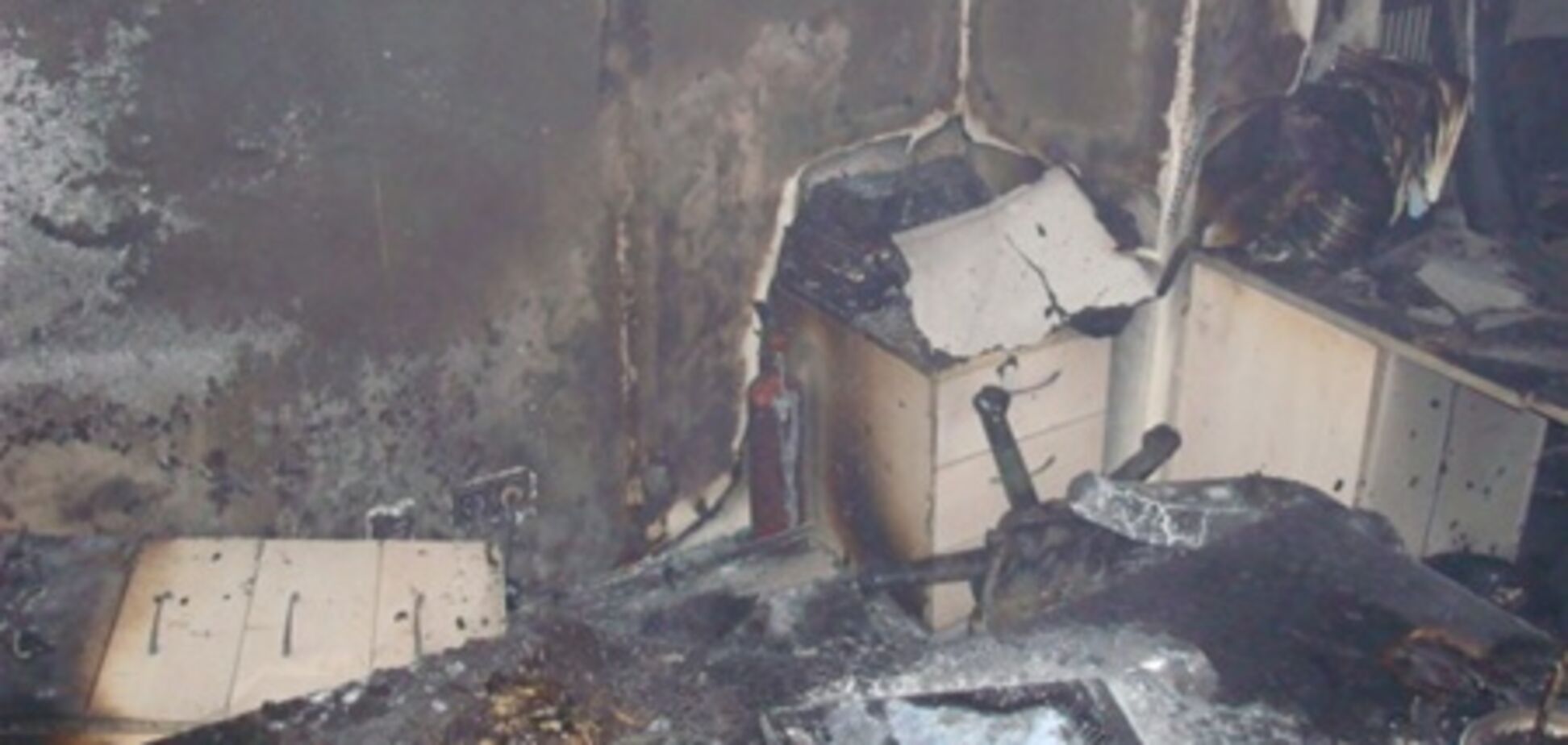 Ночью в Киеве горел офис. Фото