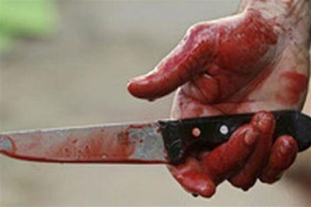 Підсудний завдав ударів ножем двом суддям