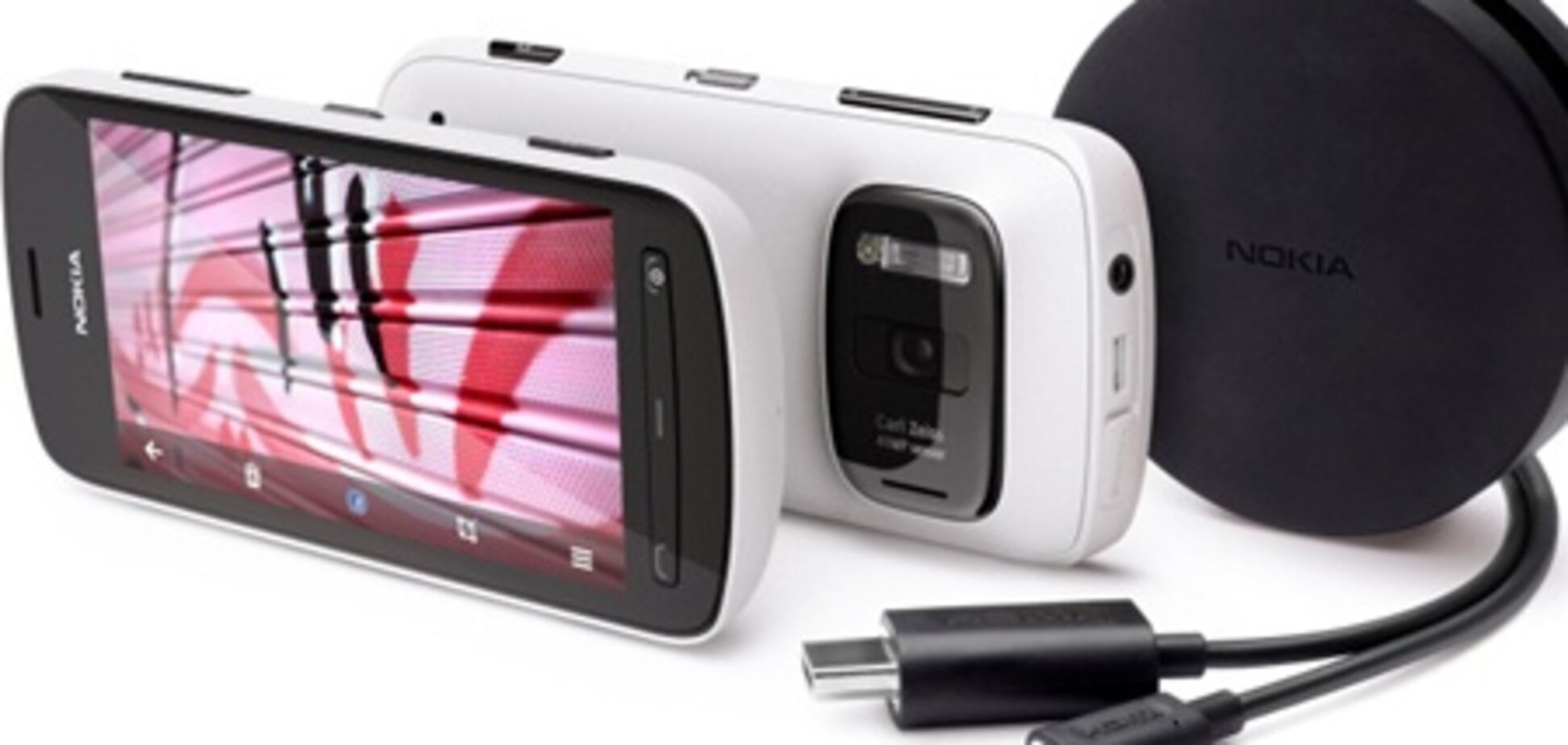 Начались продажи 'суперкамерафона' Nokia 808 PureView
