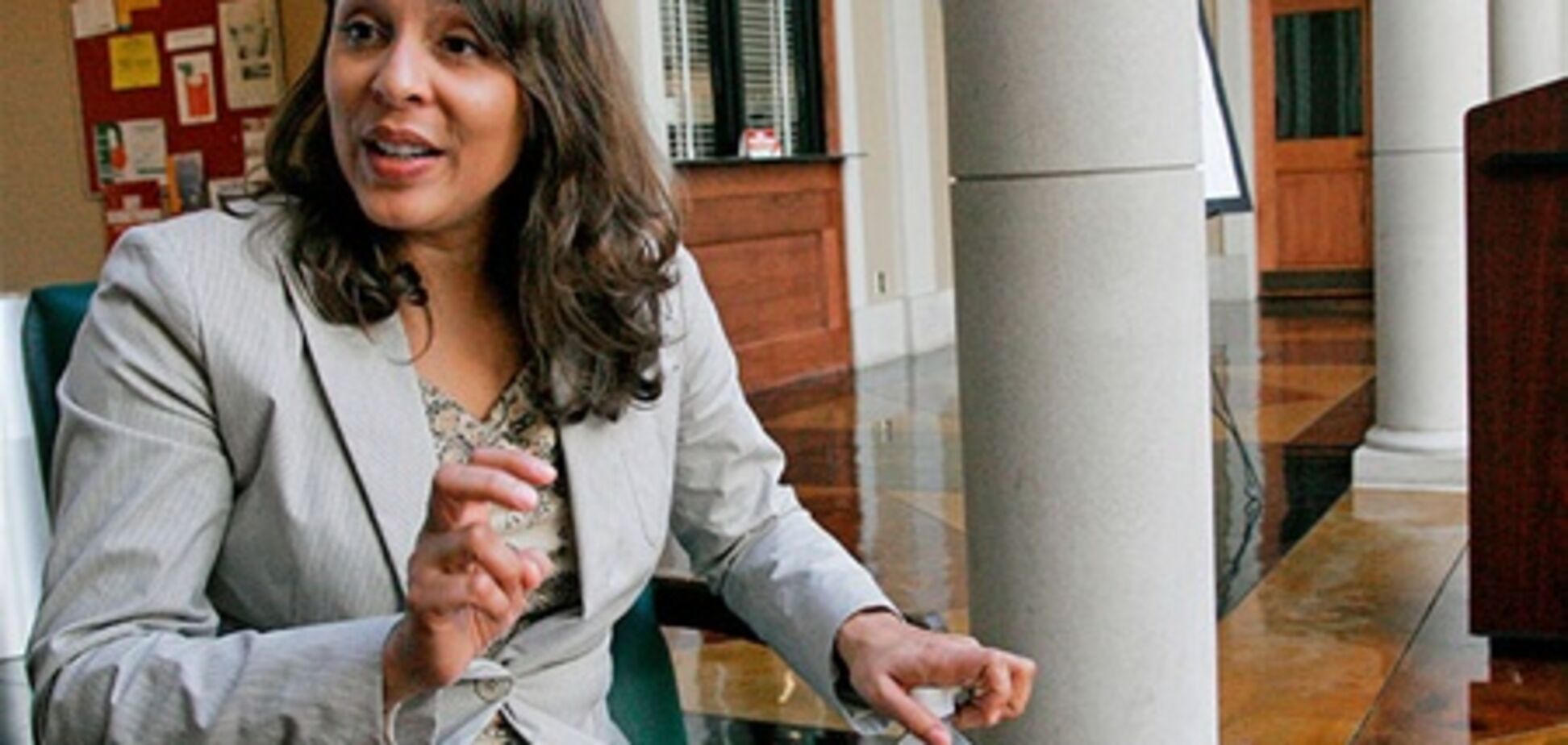 Обладательница Пулитцеровской премии стала новым поэтом-лауреатом США