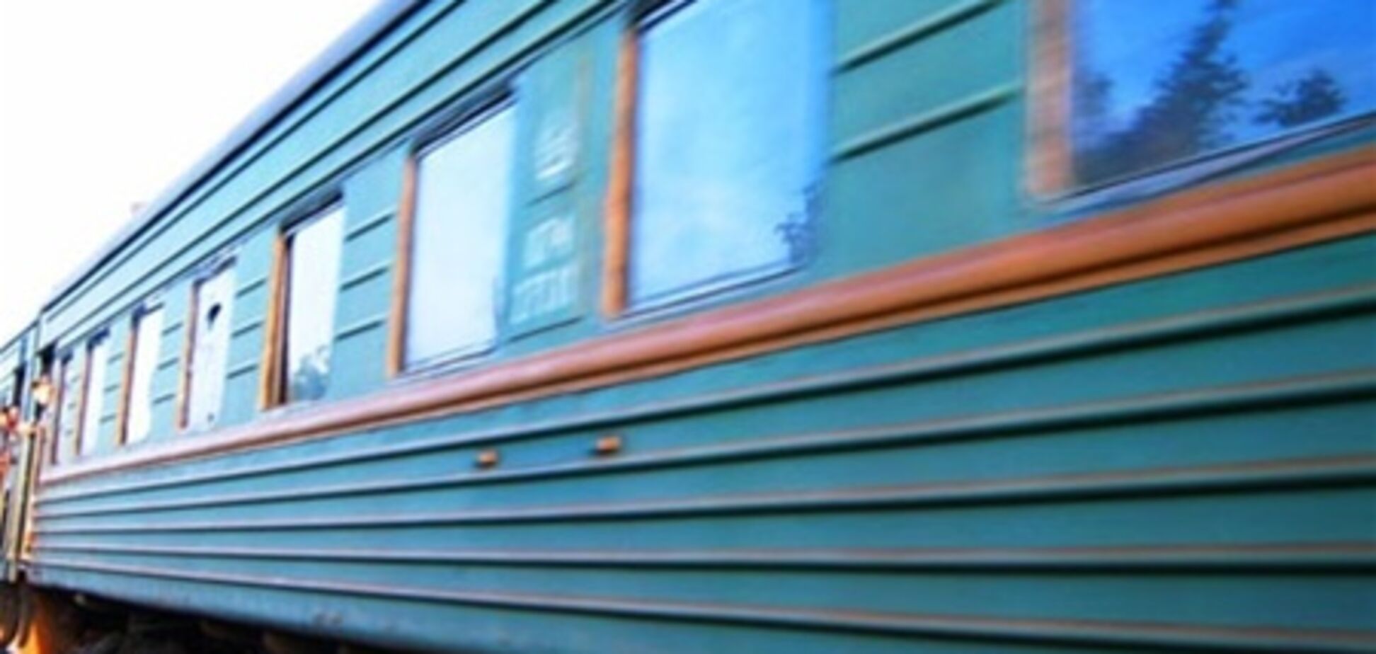 В Крыму при падении из поезда погибла женщина