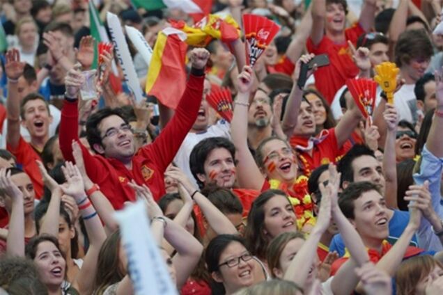 Финал Евро-2012: футболомания