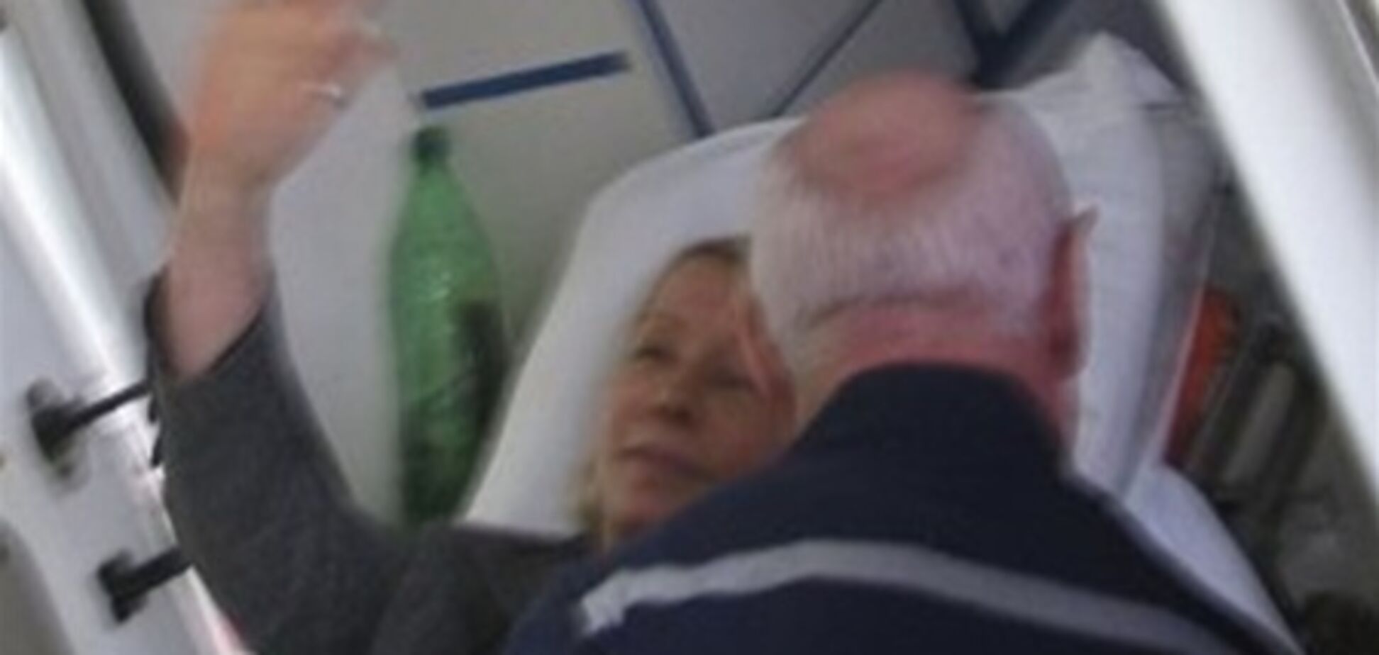 Главврач больницы 'Укрзализныци' пригрозил выписать Тимошенко